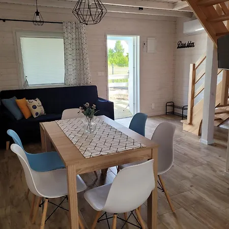 Comfortable Homes For 6 People, Holiday home *