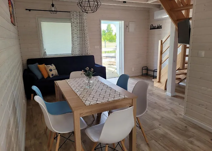 Comfortable Homes For 6 People, בית נופש *